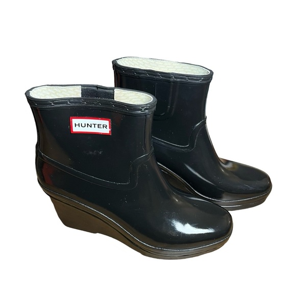 Hunter Shoes - Hunter Aston Gloss Black Wedge Rain Boots Size 9- Great Condition